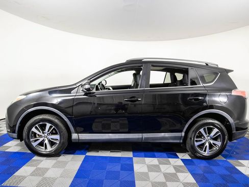 Used 2018 Toyota RAV4 XLE w/ Plus Extra Value Package FWD image 2