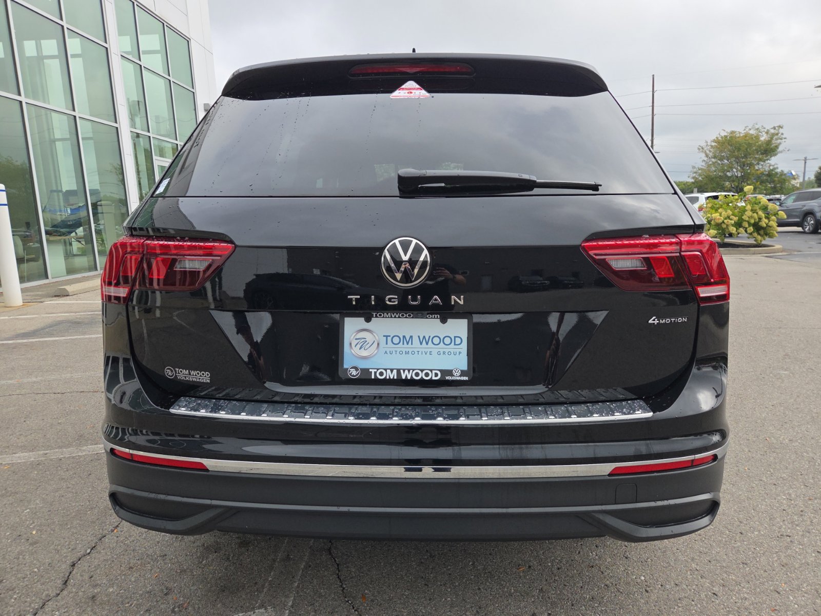 Used 2022 Volkswagen Tiguan S AWD/4WD image 6