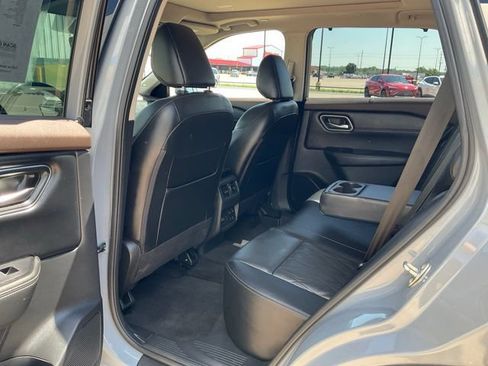 Used 2023 Nissan Rogue Platinum w/ Platinum Premium Package AWD/4WD image 27