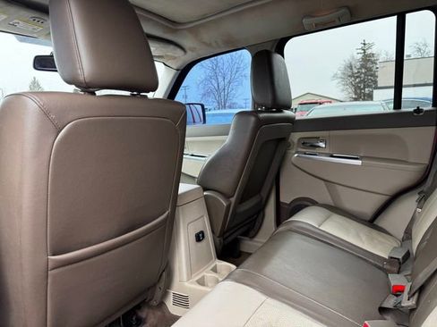 Used 2008 Jeep Liberty Limited w/ Premium Group II image 12