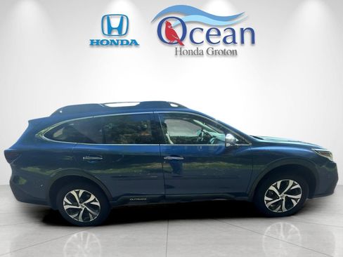 Used 2021 Subaru Outback Touring AWD/4WD image 2
