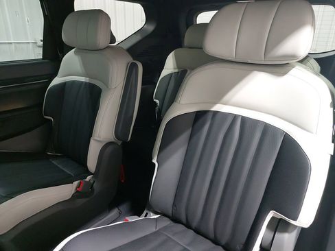 New 2026 Kia EV9 GT-Line image 16