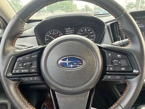 Used 2024 Subaru Crosstrek 2.5i Limited AWD/4WD image 16