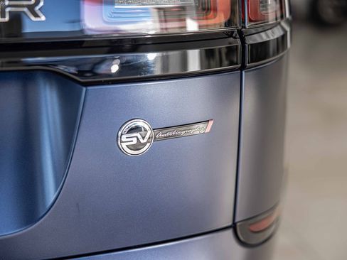 Used 2020 Land Rover Range Rover Velar SV Autobiography Dynamic image 16