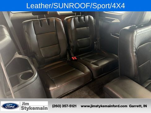 Used 2016 Ford Explorer Sport w/ Equipment Group 401A AWD/4WD image 31