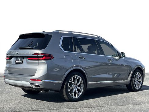 Used 2025 BMW X7 xDrive40i w/ Parking Assistance Package image 27