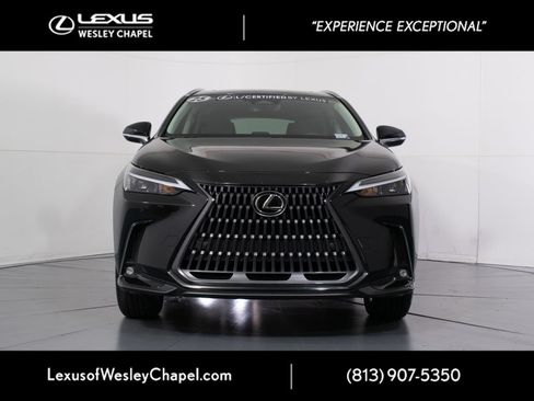 Certified 2025 Lexus NX 250 FWD w/ Towing Package (2000 Lbs) image 10
