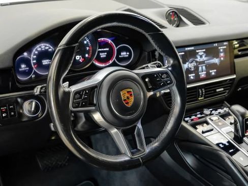 Used 2019 Porsche Cayenne AWD/4WD image 23