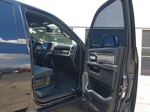 Used 2024 RAM 2500 Big Horn AWD/4WD image 8