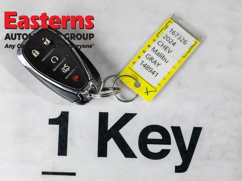 Used 2024 Chevrolet Malibu LT image 25