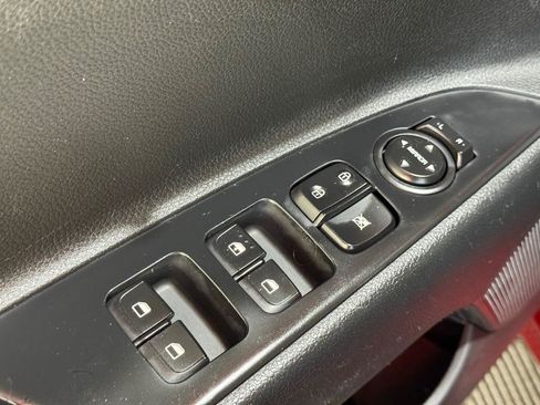 Used 2018 Kia Rio S FWD image 27