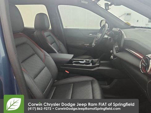 Used 2025 Chevrolet Equinox RS w/ Convenience Package III image 31