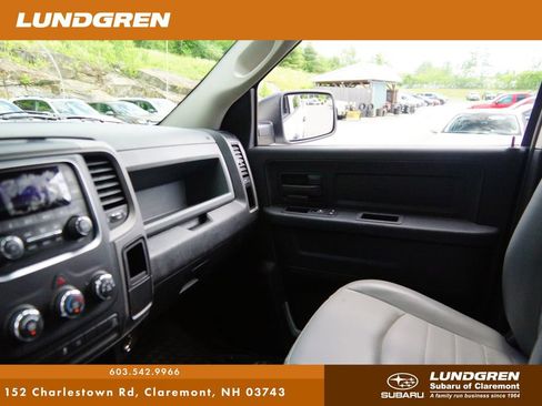 Used 2013 RAM 2500 Tradesman w/ Chrome Appearance Group AWD/4WD image 21