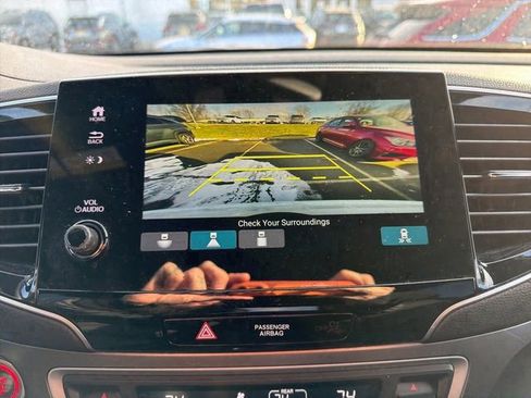 Used 2022 Honda Pilot Sport image 24