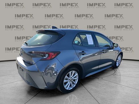 Used 2025 Toyota Corolla SE image 5