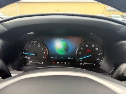 Used 2023 Ford Explorer XLT w/ Equipment Group 202A AWD/4WD image 55