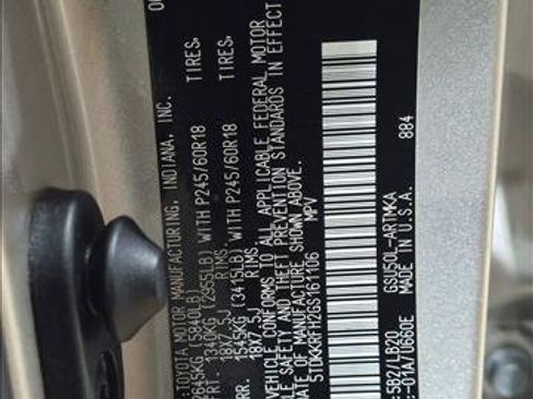 Used 2016 Toyota Highlander XLE FWD image 23