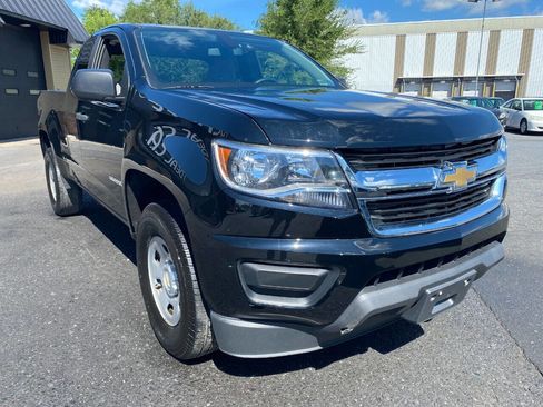 Used 2019 Chevrolet Colorado W/T image 3