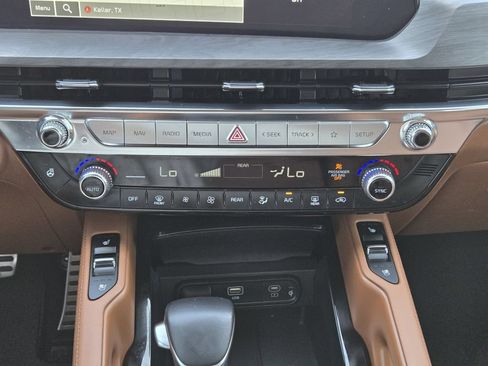 Certified 2023 Kia Telluride SX Prestige X-Pro AWD/4WD image 21