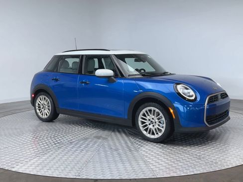 New 2026 MINI Cooper 4-Door Hardtop image 2