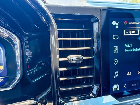Used 2023 Chevrolet Silverado 1500 LTZ w/ LTZ Premium Package AWD/4WD image 25