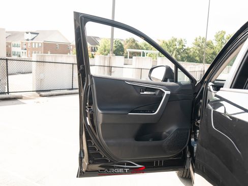 Used 2021 Toyota RAV4 Adventure image 38