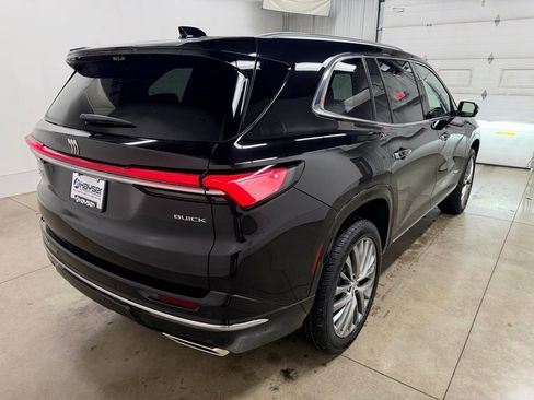 New 2026 Buick Enclave Avenir w/ Super Cruise Package image 3