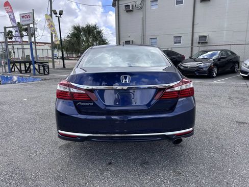 Used 2017 Honda Accord EX-L image 6