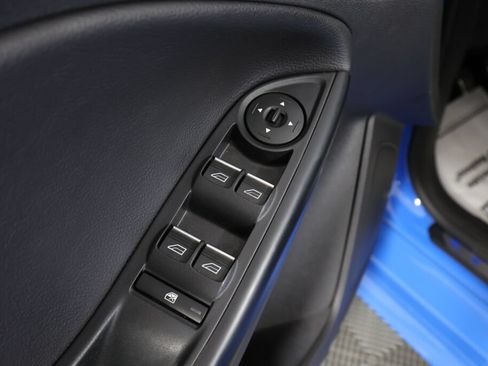 Used 2017 Ford Focus RS AWD/4WD image 30