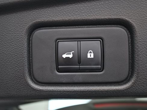 Used 2024 Nissan Pathfinder Platinum AWD/4WD image 41