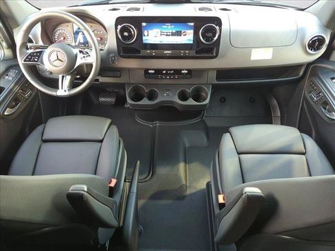New 2026 Mercedes-Benz Sprinter 2500 image 14