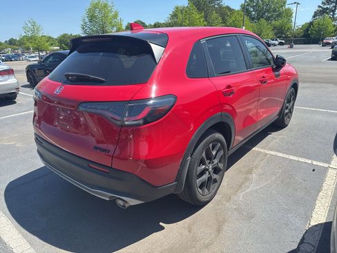 Used 2024 Honda HR-V Sport image 8