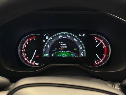 Used 2025 Toyota RAV4 XLE w/ Convenience Package FWD image 18