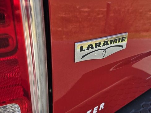 Used 2014 RAM 1500 Laramie w/ Convenience Group image 9