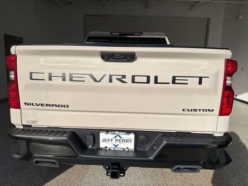 New 2026 Chevrolet Silverado 1500 Custom Trail Boss w/ Dark Appearance Package image 25