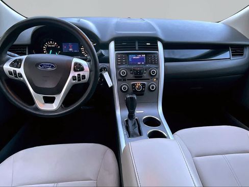 Used 2013 Ford Edge SE FWD image 16