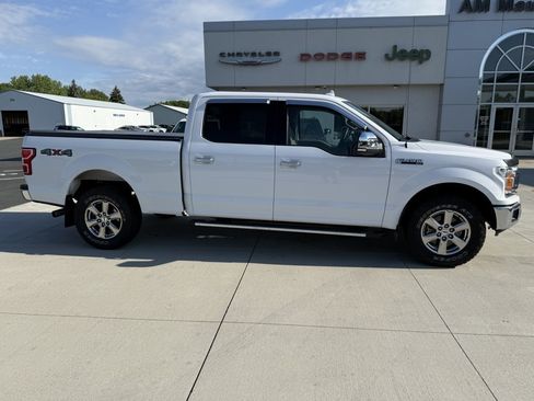 Used 2018 Ford F150 XLT w/ Equipment Group 302A Luxury AWD/4WD image 9