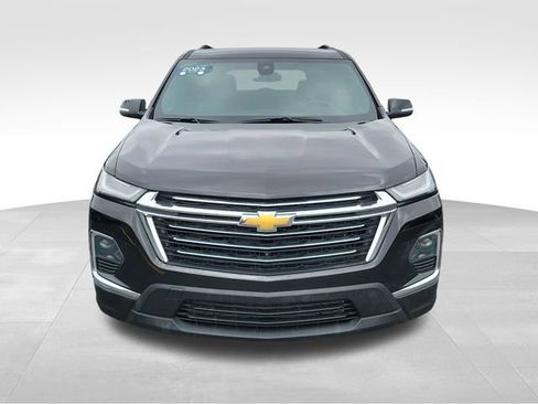 Certified 2023 Chevrolet Traverse LT w/ LT Premium Package AWD/4WD image 8