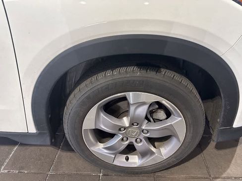 Used 2017 Honda HR-V LX image 23