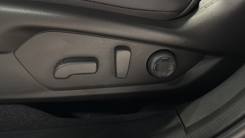 Certified 2026 Subaru Outback Touring AWD/4WD image 18