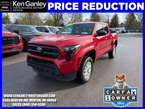 Used 2025 Toyota Tacoma SR AWD/4WD image 3
