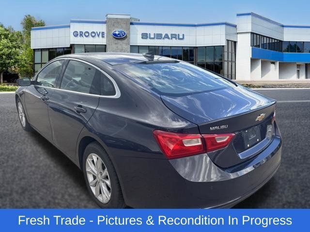 Used 2025 Chevrolet Malibu LT FWD image 3