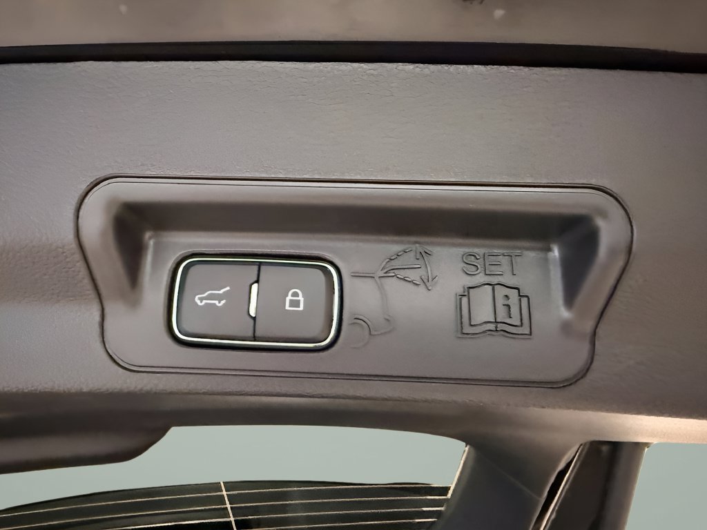 New 2027 Ford Explorer Active w/ Active Comfort Package AWD/4WD image 14