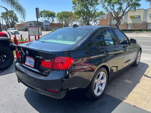 Used 2013 BMW 328i xDrive Sedan AWD/4WD image 8