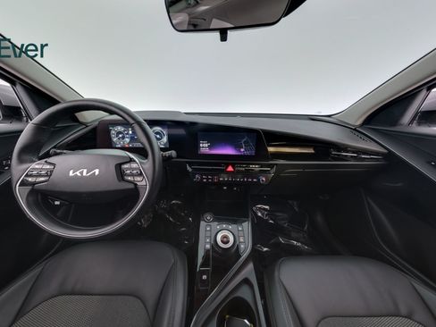 Used 2024 Kia Niro Wind w/ Wind Preserve Package FWD image 26