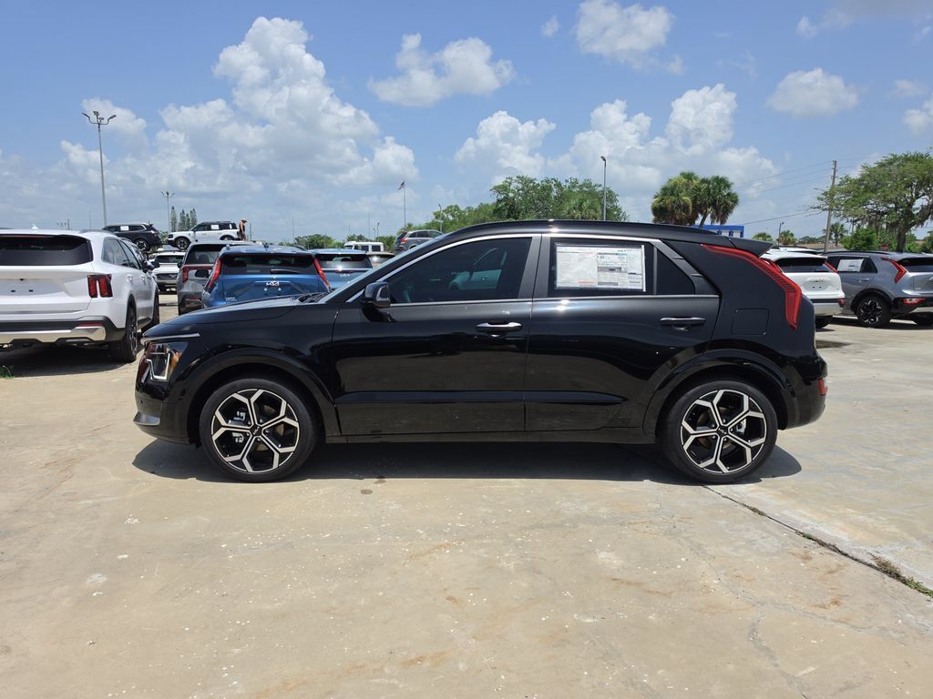 New 2026 Kia Niro SX Touring FWD image 5