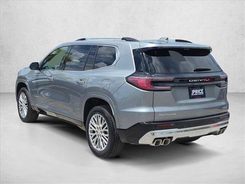 Used 2026 GMC Acadia Denali w/ Super Cruise Package FWD image 8