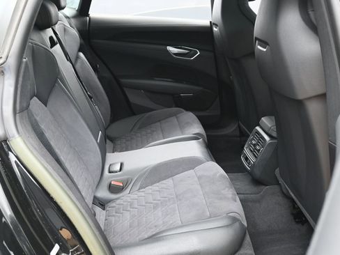 Used 2023 Audi e-tron GT Prestige w/ Prestige Package image 35