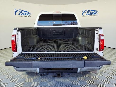 Used 2016 Ford F250 Lariat w/ Lariat Ultimate Package image 5