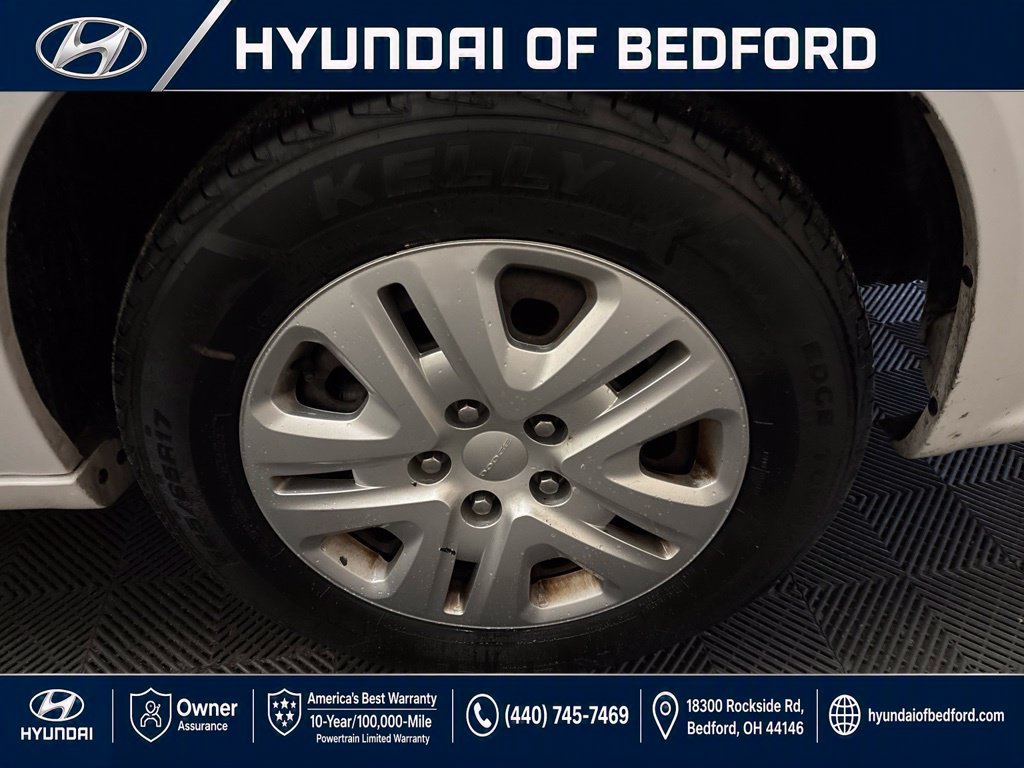 Used 2018 Dodge Grand Caravan SE w/ UConnect Hands-Free Group FWD image 28